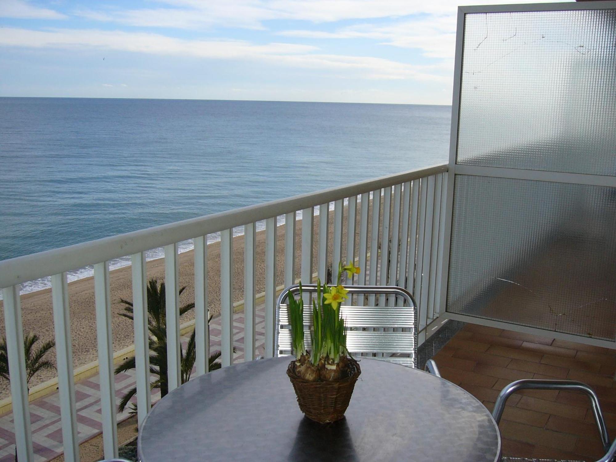 Apartaments El Sorrall Blanes Δωμάτιο φωτογραφία