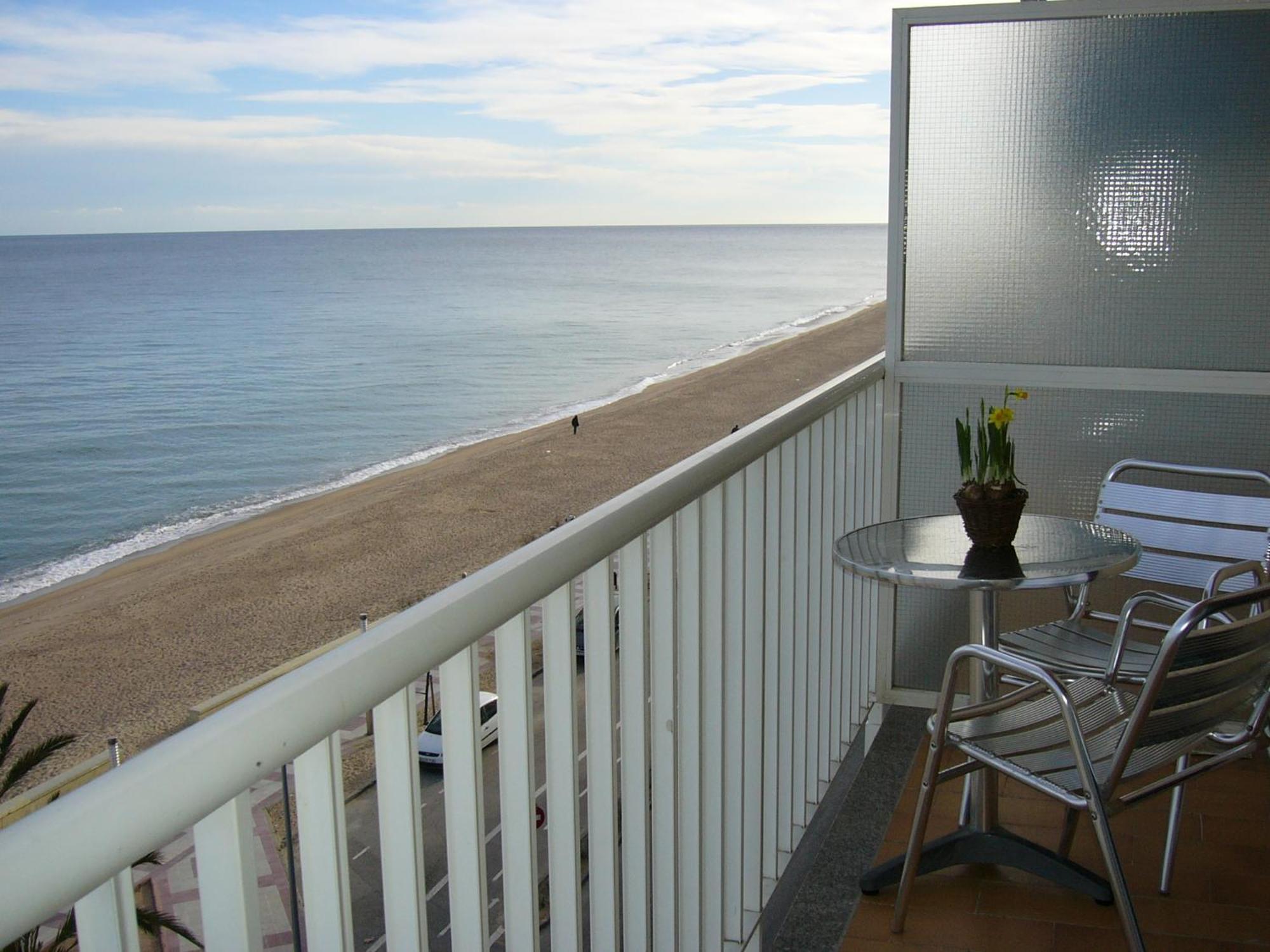 Apartaments El Sorrall Blanes Δωμάτιο φωτογραφία