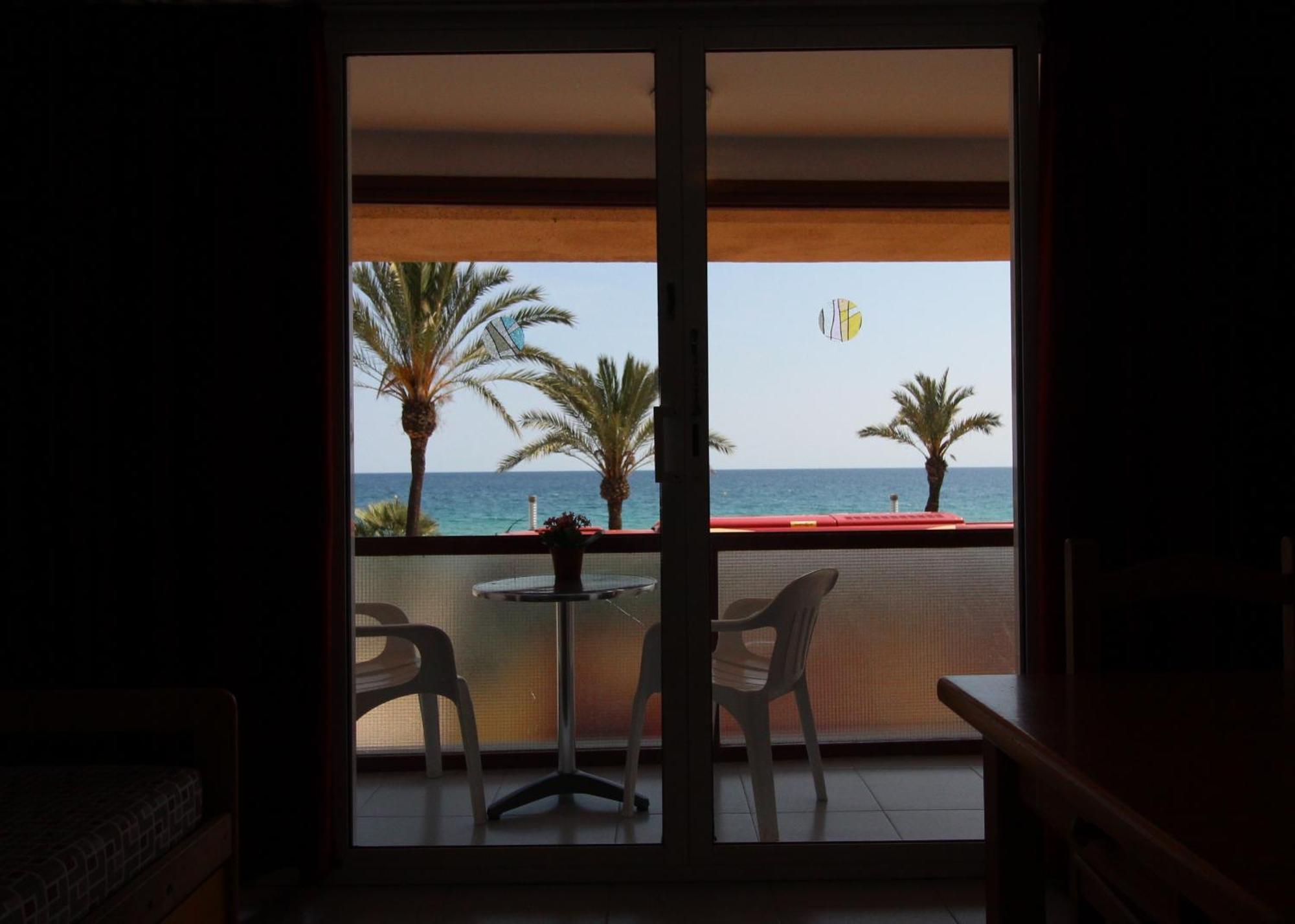 Apartaments El Sorrall Blanes Δωμάτιο φωτογραφία