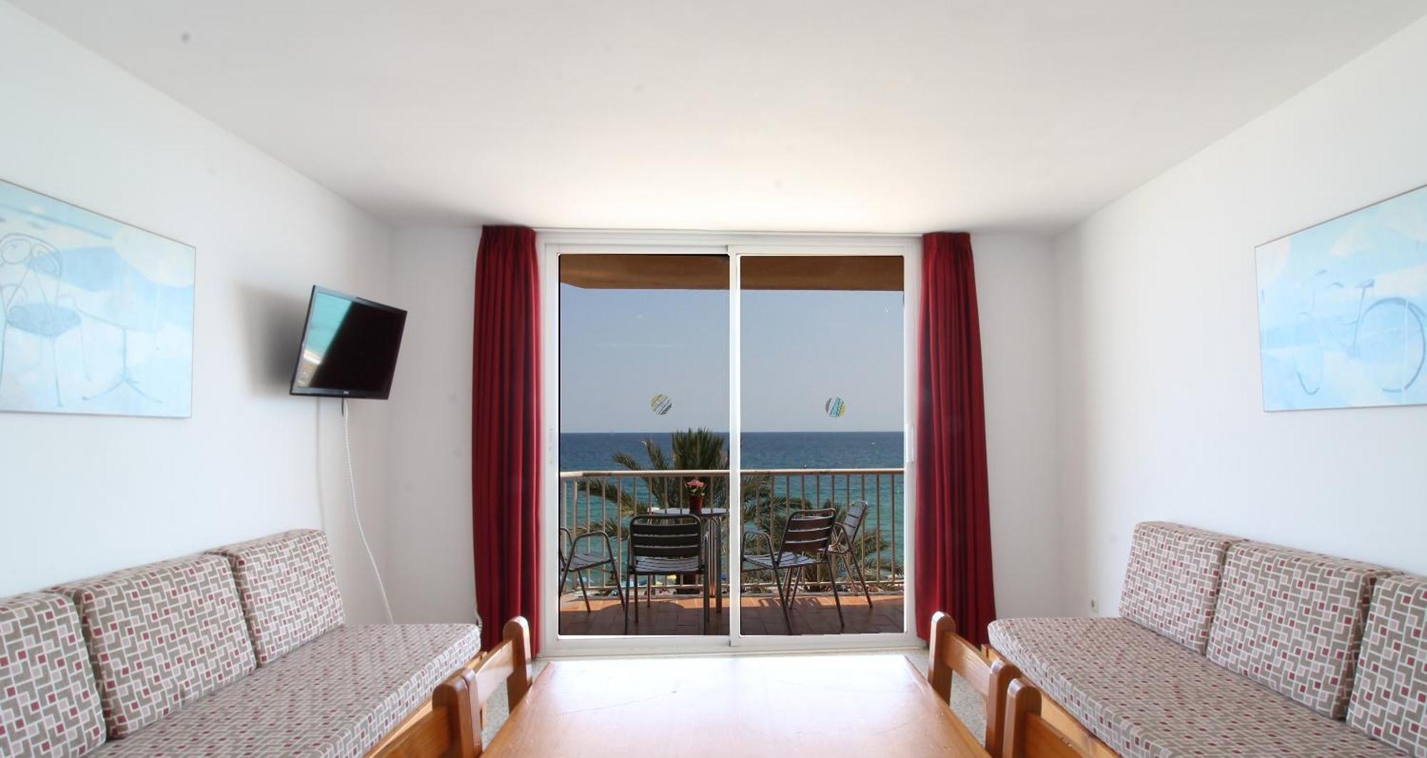 Apartaments El Sorrall Blanes Δωμάτιο φωτογραφία